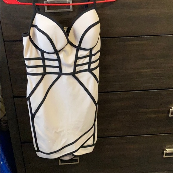 The Vintage shop, light pink, night out, classy - Picture 2 of 5